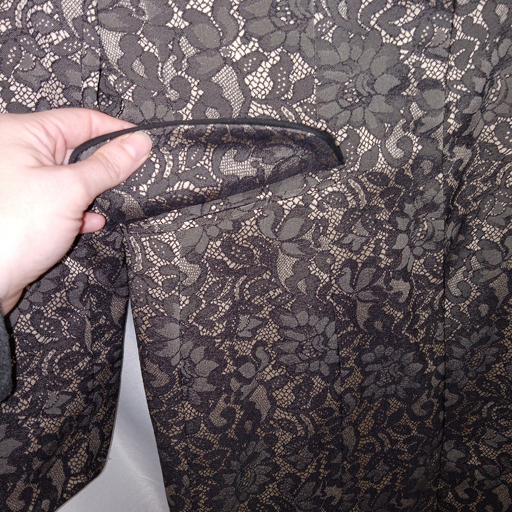 Bisou Bisou Black Lace/Nude Jacket Size M NWOT Tailored Elegant Classic Chic - Picture 3 of 15
